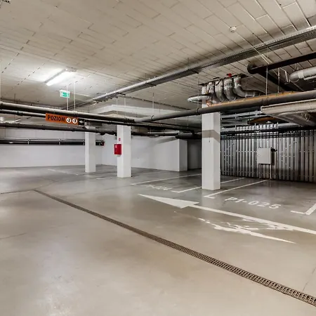 Zielona Walonska, Free Parking Apartamento Breslavia